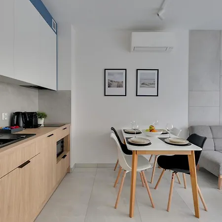 - Na Kuracyjnej By Downtown Apartmán Jastrzębia Góra