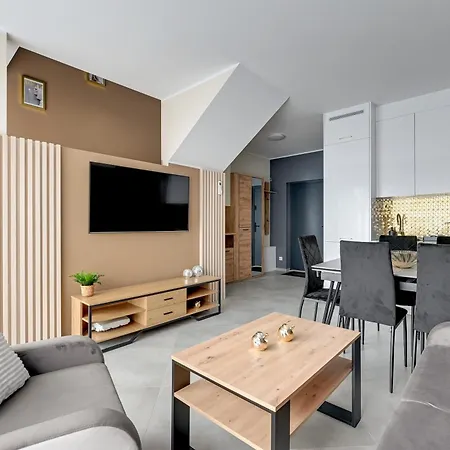 - Na Kuracyjnej By Downtown Jastrzębia Góra