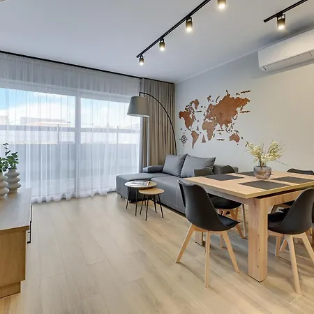 - Na Kuracyjnej By Downtown アパート *