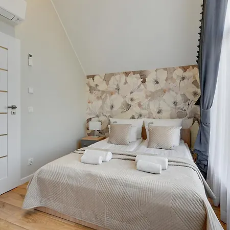 Lägenhet - Na Kuracyjnej By Downtown Jastrzębia Góra