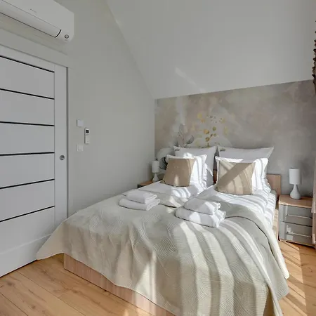 - Na Kuracyjnej By Downtown Lägenhet Jastrzębia Góra