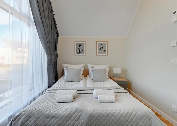 - Na Kuracyjnej By Downtown Lejlighed Jastrzębia Góra