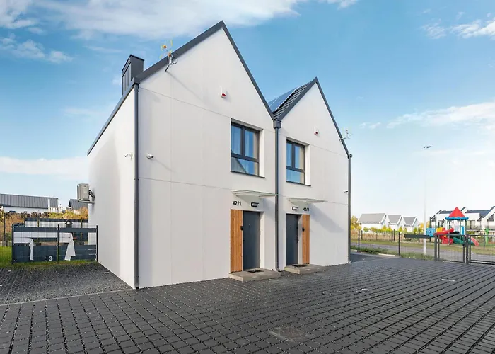 - Na Kuracyjnej By Downtown